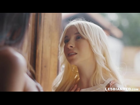 ❤️ Девојка долази кући неколико месеци касније и на крају једе пичку своје маћехе Јебање на sr.tubsexercom.ru ☑